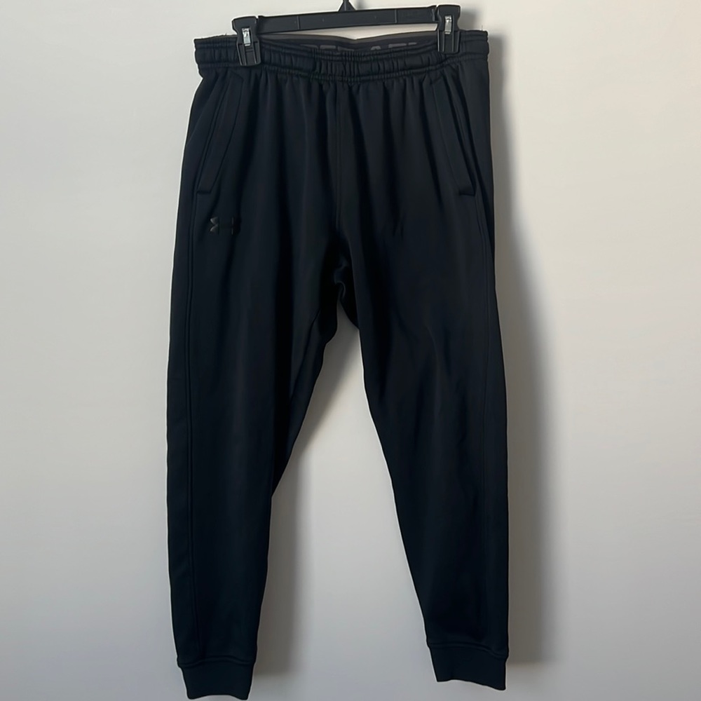 Under Armour Cold Gear Jogger w/ pockets